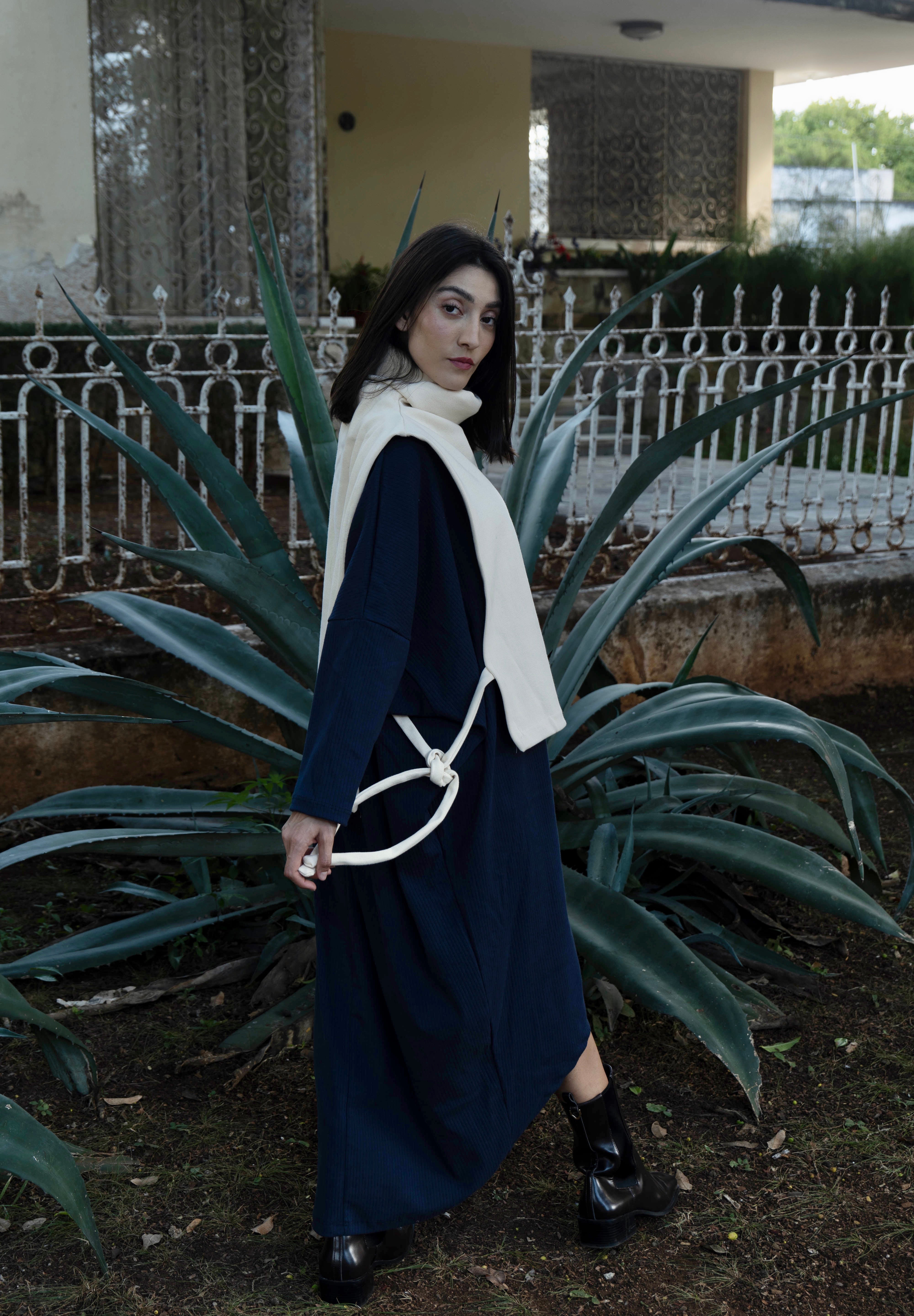 TUNIS SWEATER ALMOND