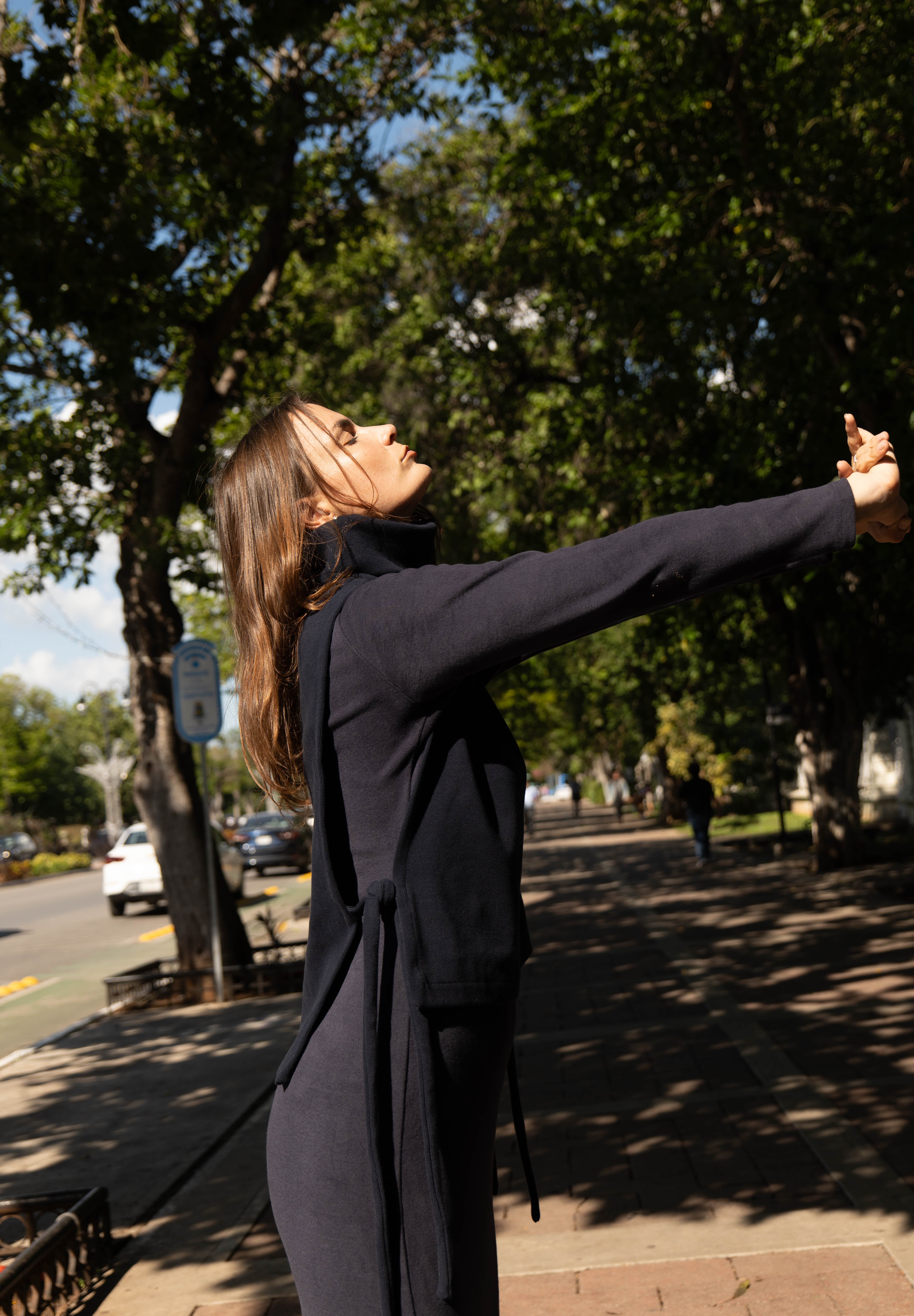 TUNIS SWEATER BLUEBERRY