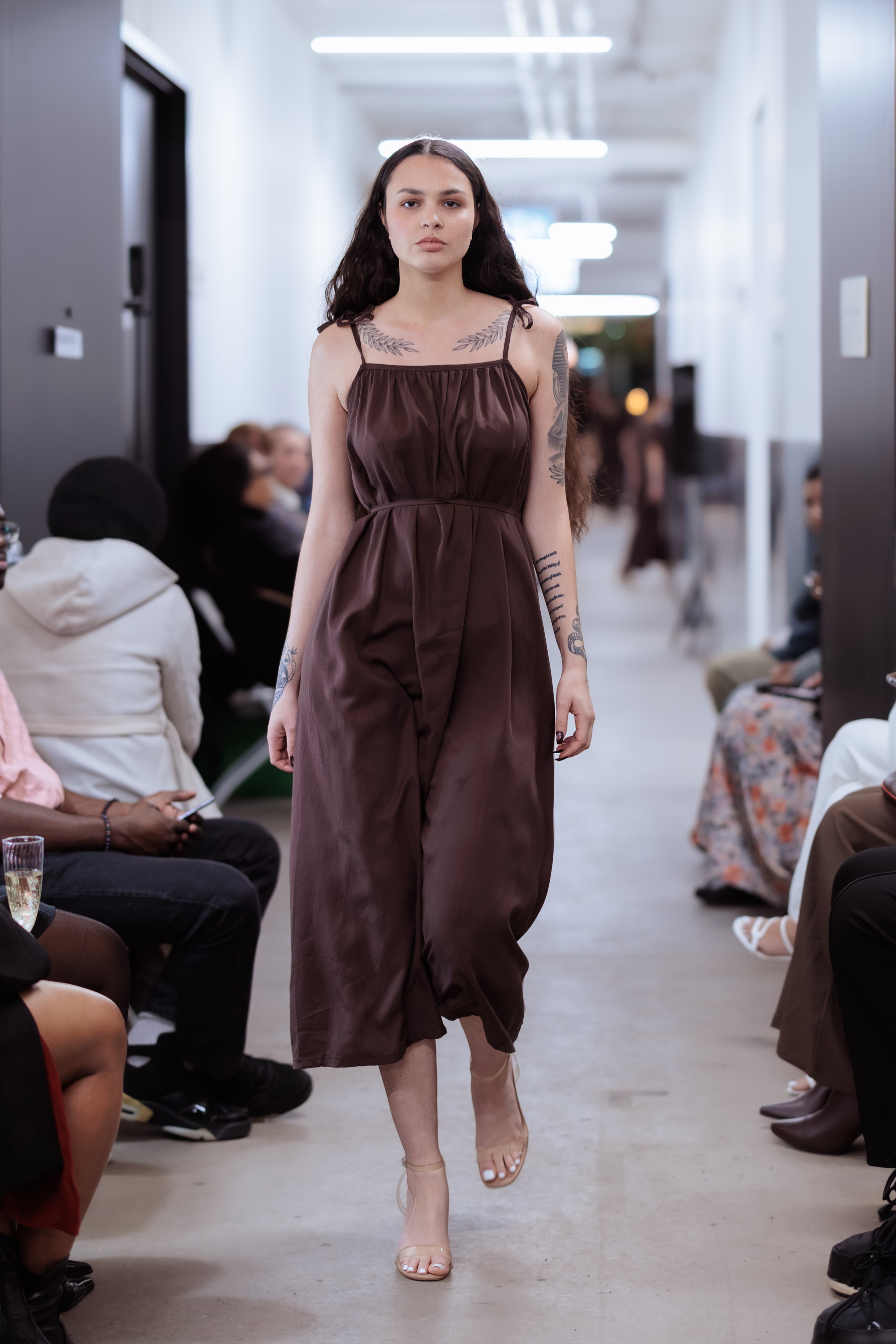 GENEVA DRESS CACAO
