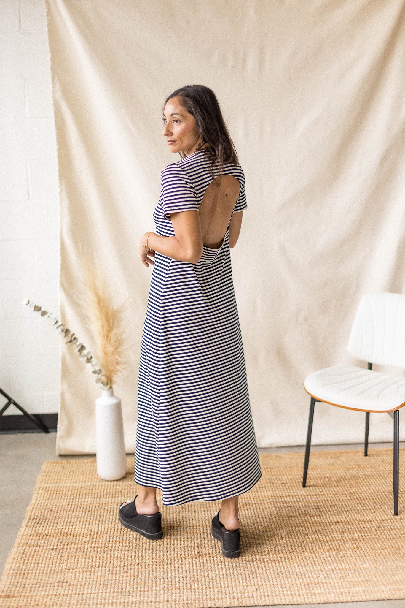Blue open-back rib knit dress – MAS Montréal, SS27