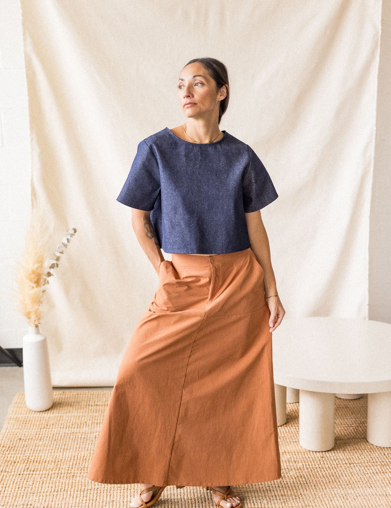Copper floor-length poplin skirt with pockets and zipper closure – MAS Montréal, SS27