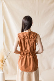 Beige floor-length poplin skirt with pockets and zipper closure – MAS Montréal, SS27