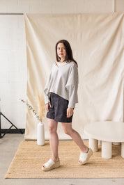 Gray oversized rib knit sweater with V-neck – MAS Montréal, SS27