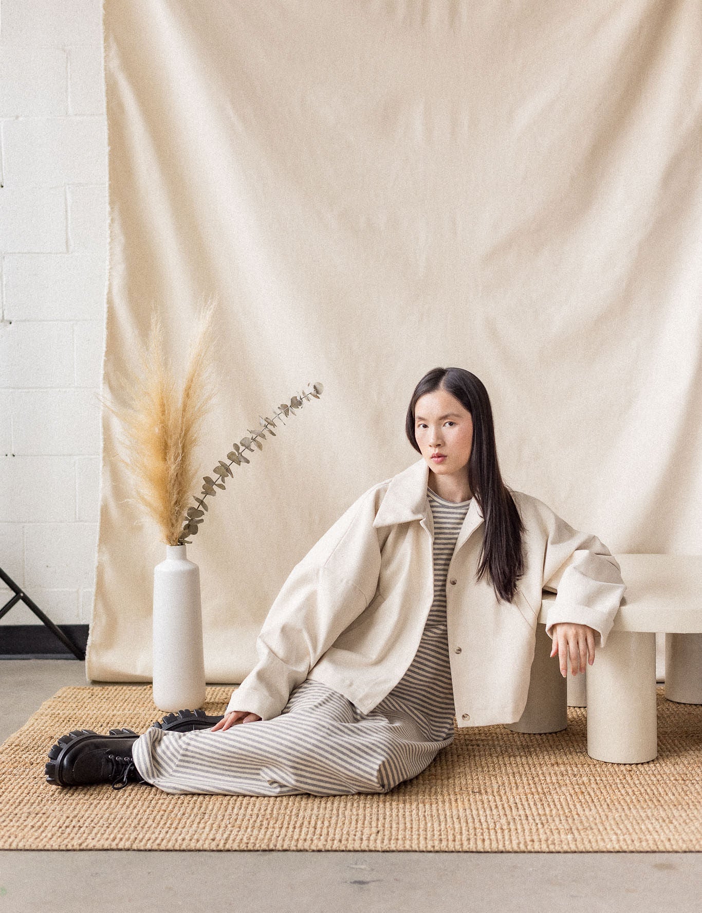 Beige oversized denim coat with front pockets and button closure – MAS Montréal, SS27