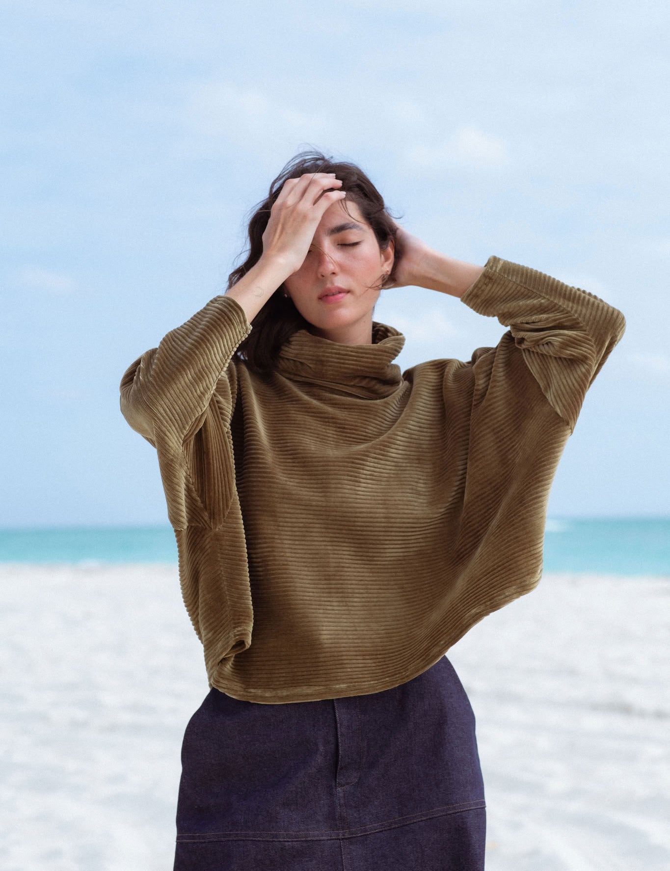 Byron Sweater in Moss Green (Moss) oversized velvet rib turtleneck - MAS Montréal