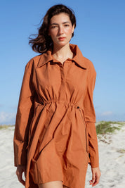 Vancouver Dress in Rust (Copper) cinched waist cotton shirt dress - MAS Montréal