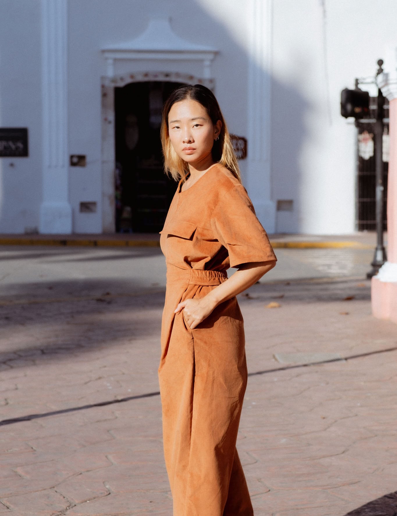 Bagan Jumpsuit in Rust (Copper) wide leg corduroy jumpsuit, detail - MAS Montréal