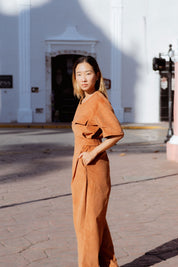 Bagan Jumpsuit in Rust (Copper) wide leg corduroy jumpsuit, detail - MAS Montréal