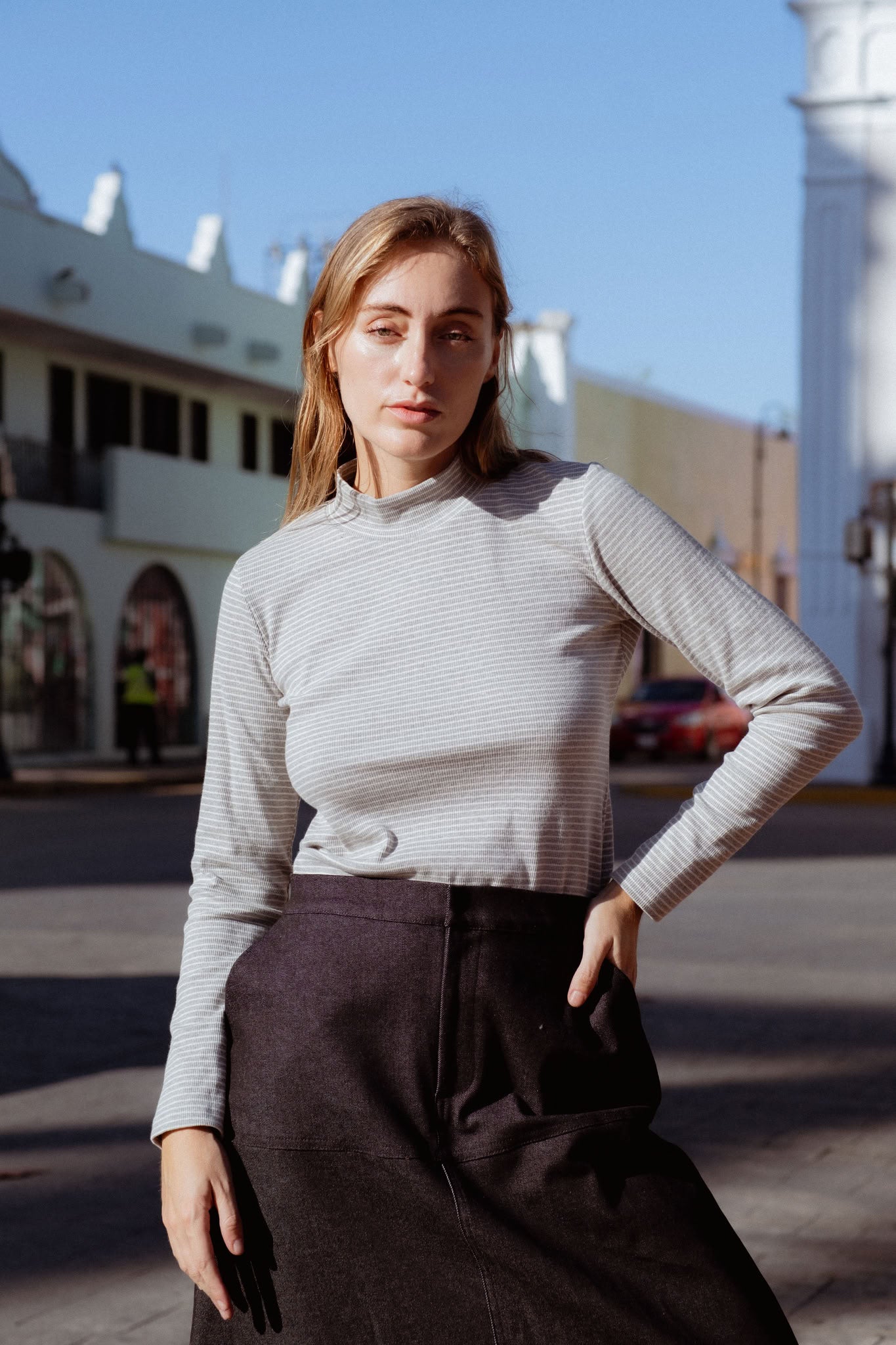 San Marcos Skirt in Black Denim (Carbon Denim) A-line denim maxi skirt, side view - MAS Montréal
