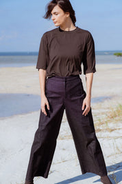 Vienna Pants in Black Denim (Carbon Denim) wide leg stretch denim pants, detail - MAS Montréal