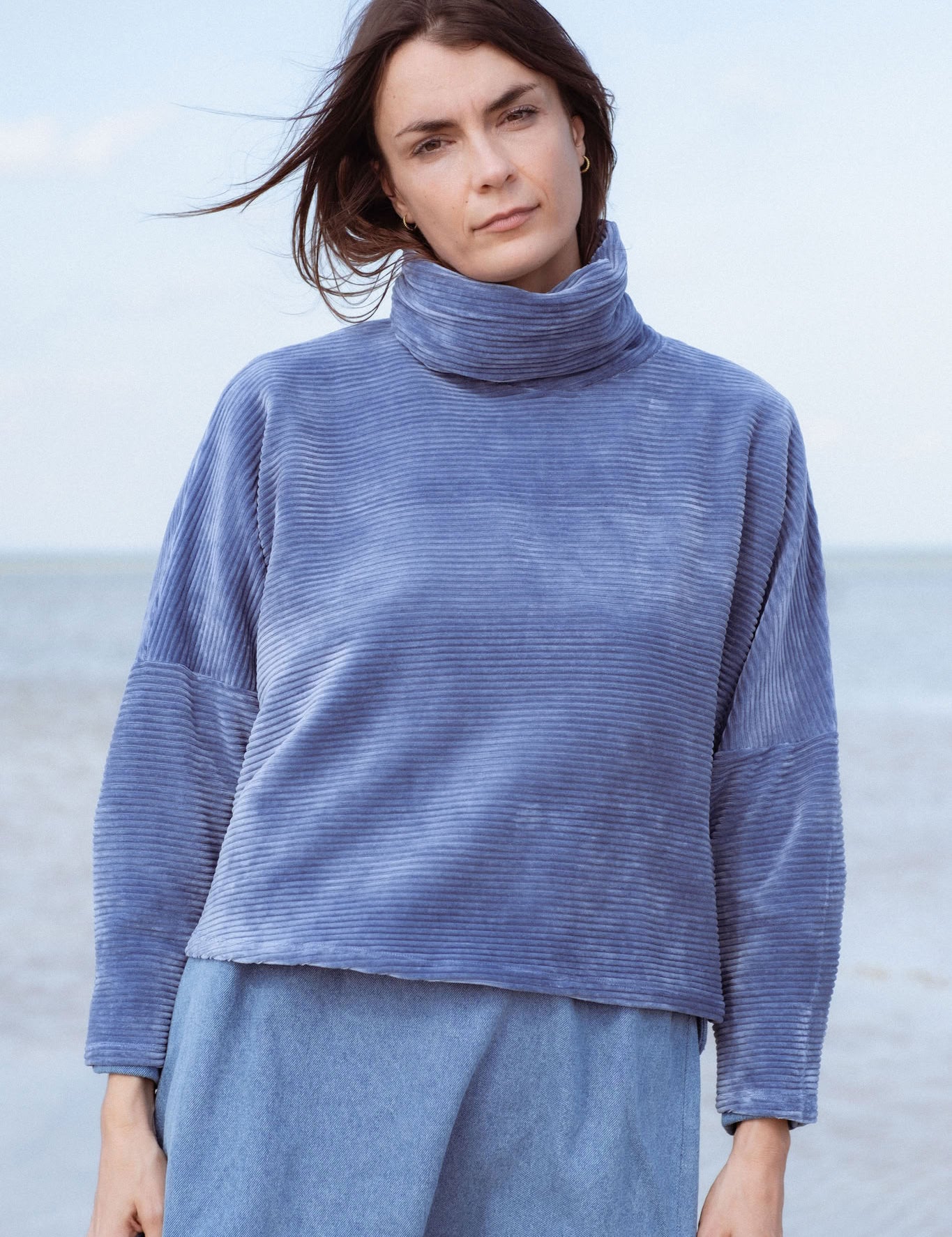 Byron Sweater in Teal Blue (Caspian) oversized velvet rib turtleneck - MAS Montréal