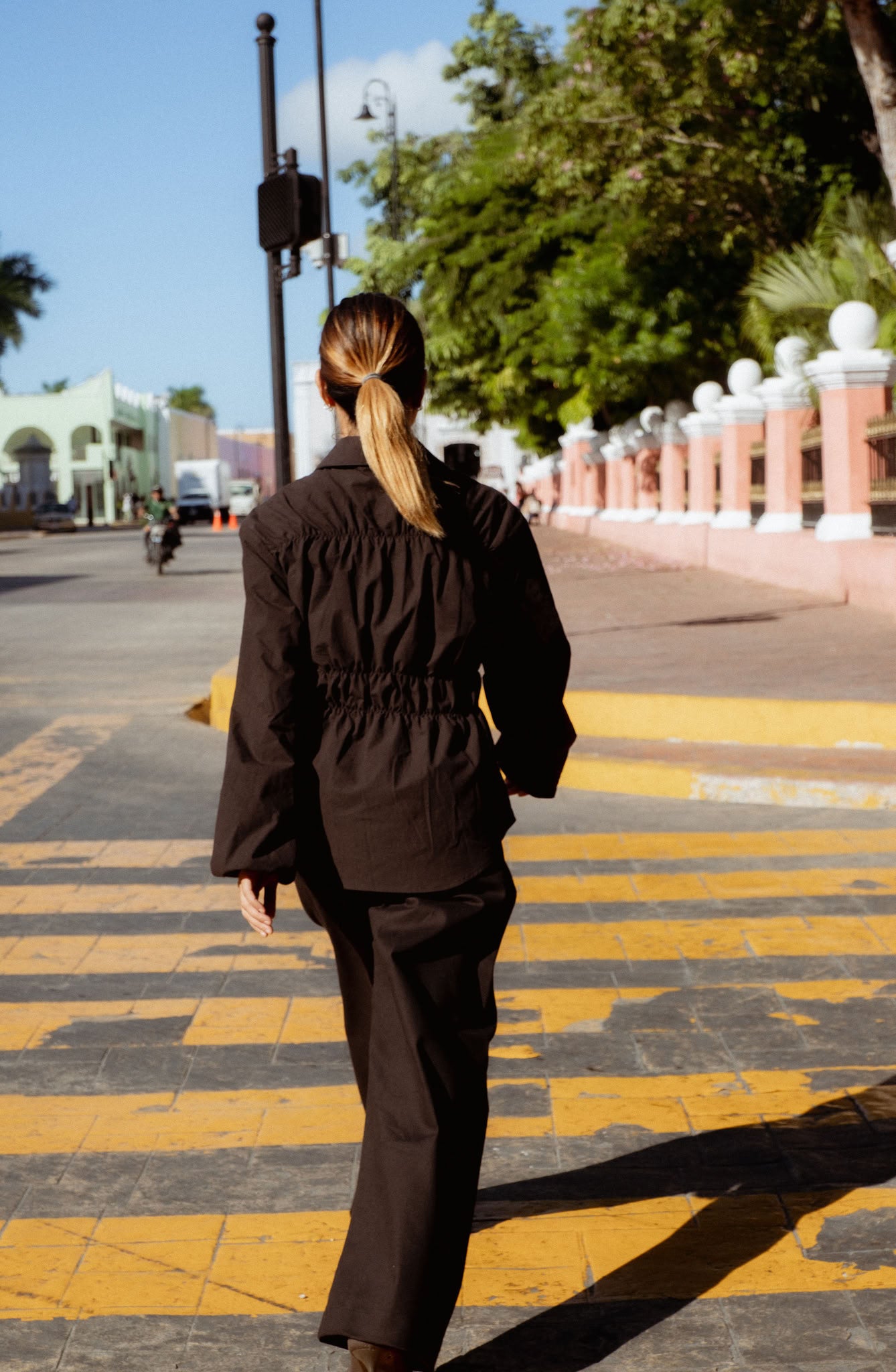 Galway Blouse - Carbon