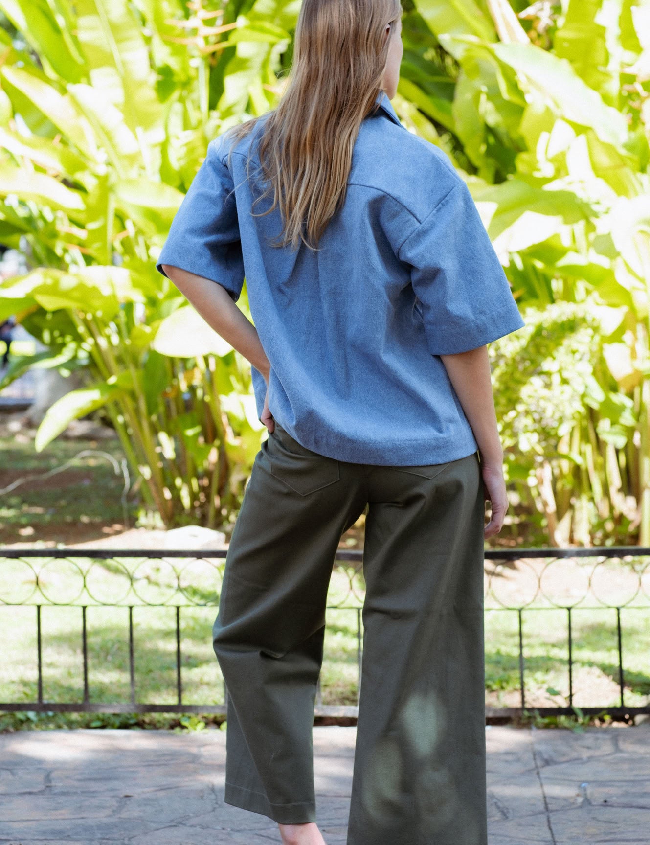 Vienna Pants in Faded Blue (Cedar) wide leg stretch denim pants, detail - MAS Montréal