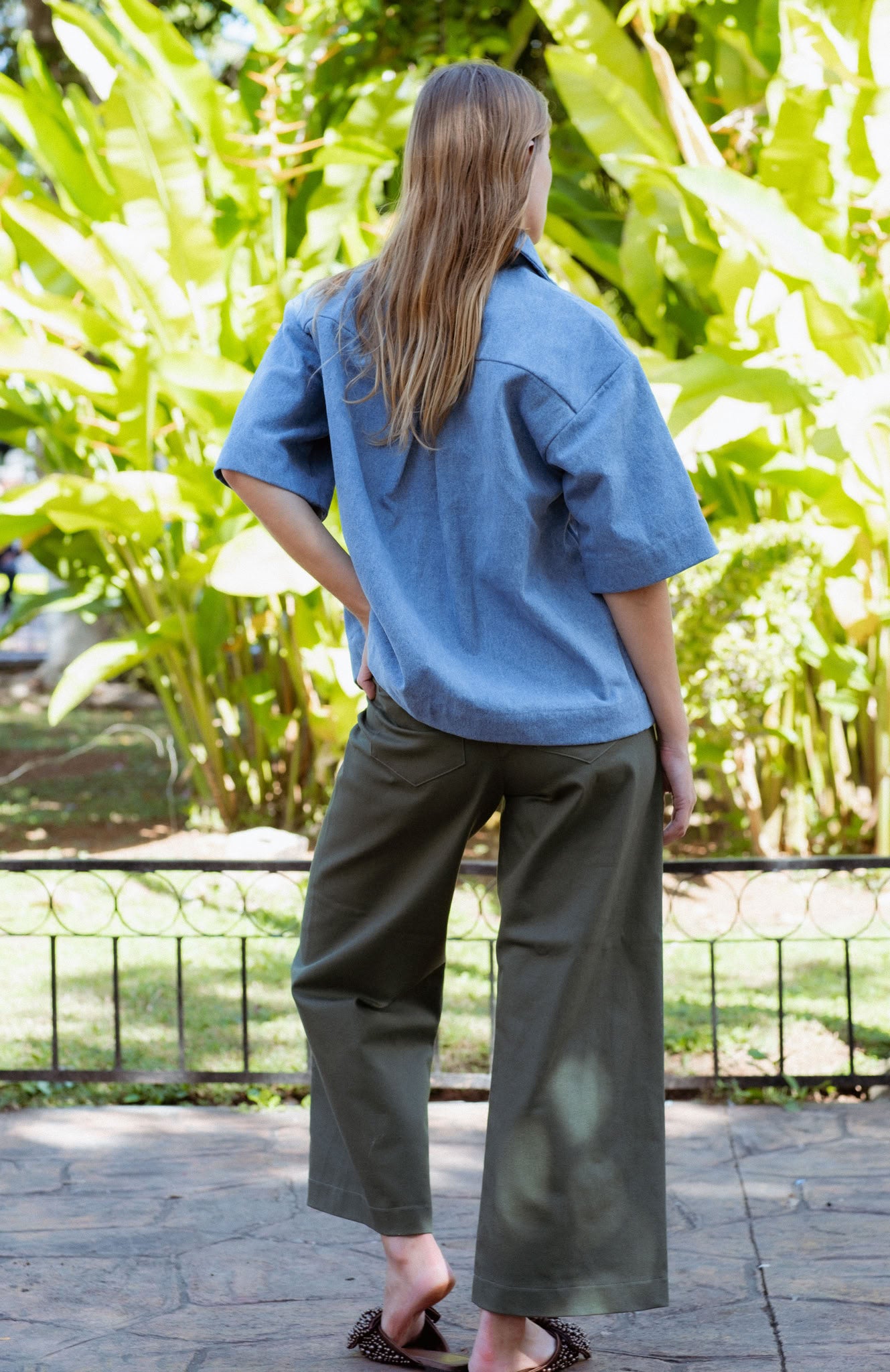 Vienna Pants in Faded Blue (Cedar) wide leg stretch denim pants, detail - MAS Montréal