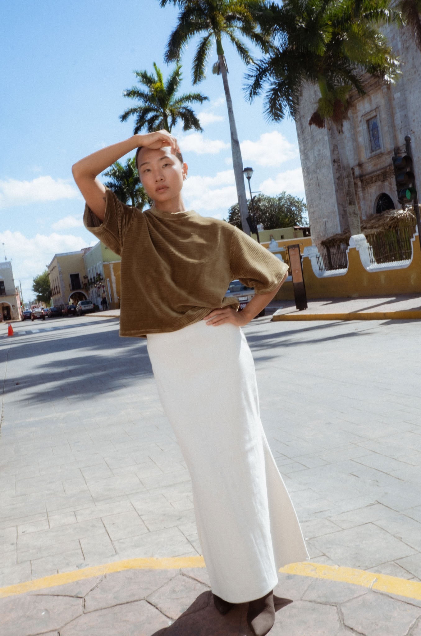 Cabo T-Shirt in Moss Green (Moss) velvet rib tee, side view - MAS Montréal