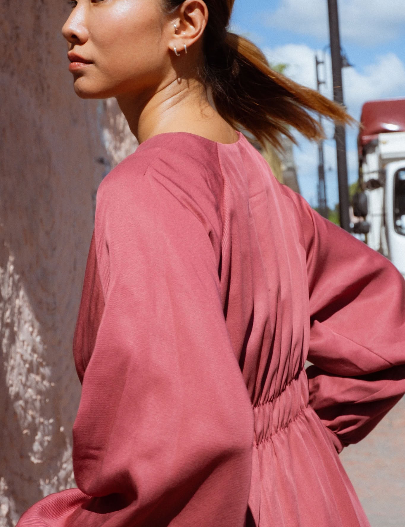 Monte Dress in Dusty Rose (Bloom) V-neck lyocell midi dress, back view - MAS Montréal