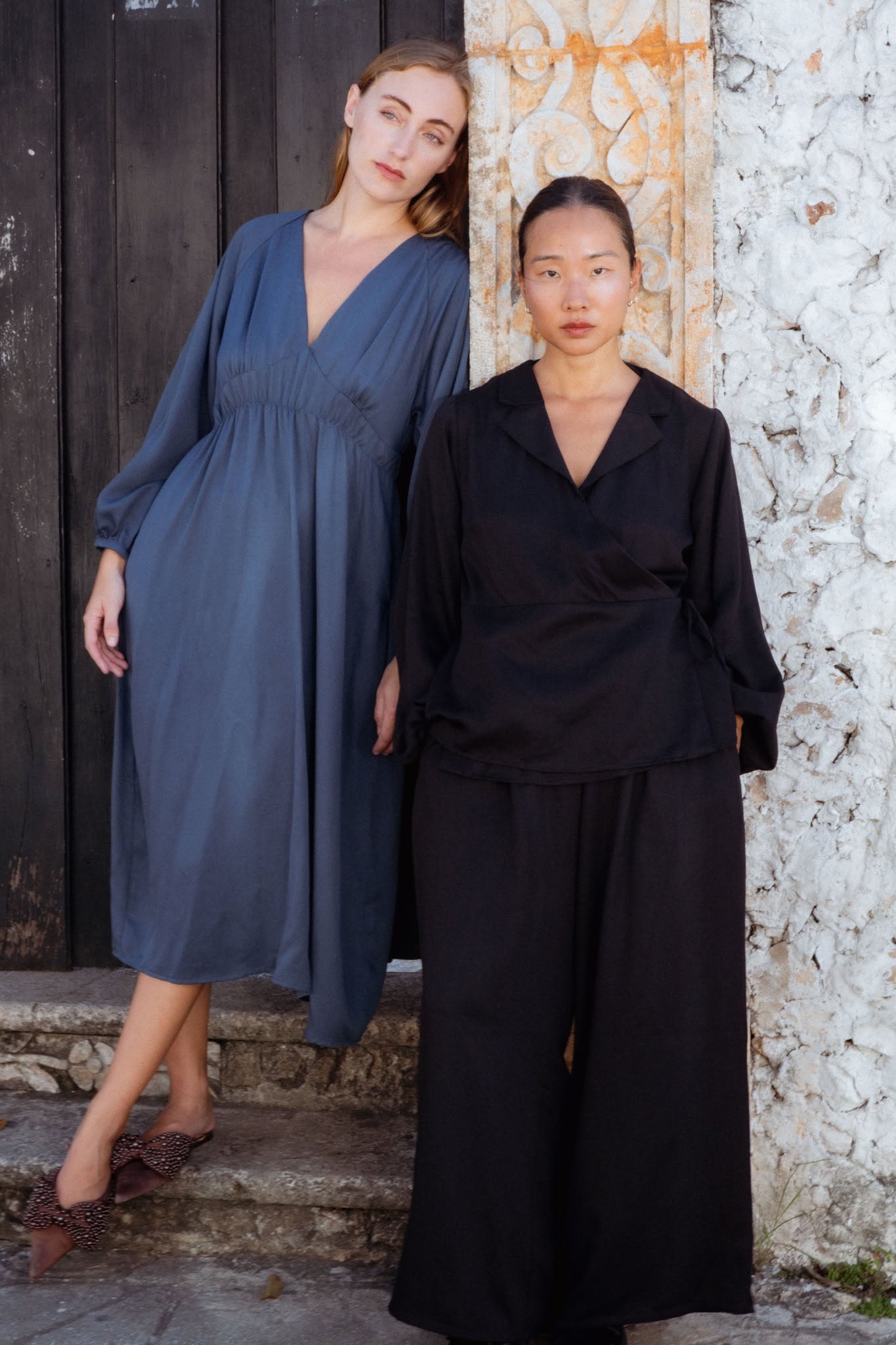 Monte Dress in Blue-Green (Lagoon) V-neck lyocell midi dress, side view - MAS Montréal