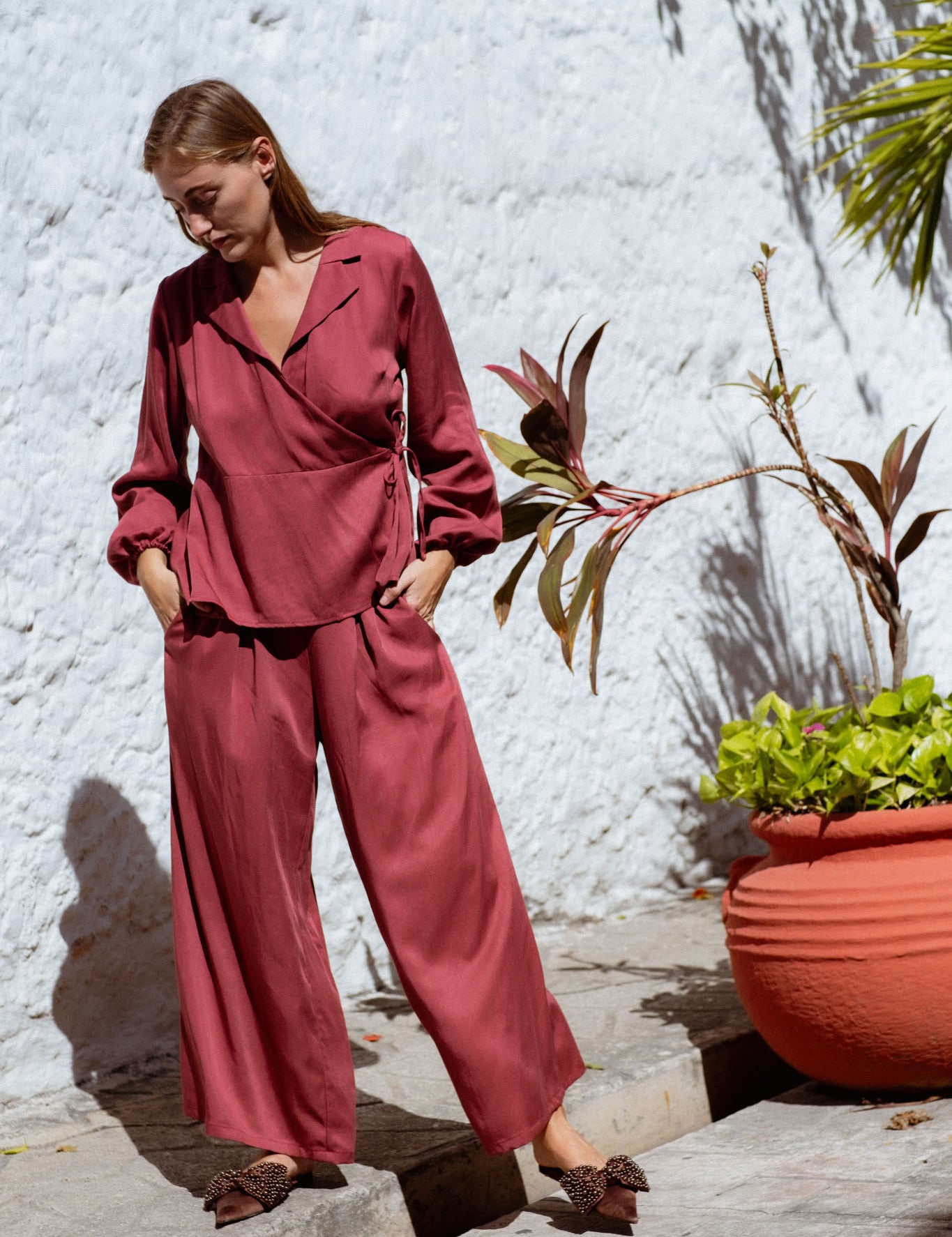 Skelling Blouse in Dusty Rose (Bloom) wrap-front lyocell blouse - MAS Montréal